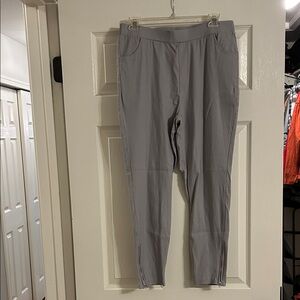 SHEIN Women's Gray Skinny Pants